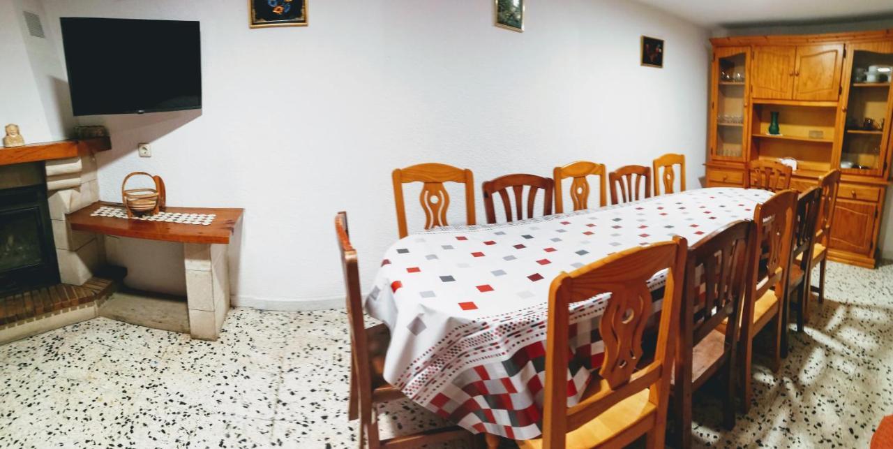 Cal Pau De La Gralla Pobla de Montornes Luaran gambar